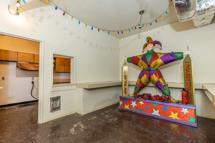 More Photos Of 8871 Griffith Rd, Nashville Warehouse For Sale