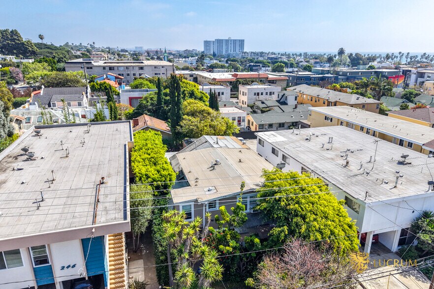 More Photos Of 238 Bicknell Ave, Santa Monica Apartments For Sale