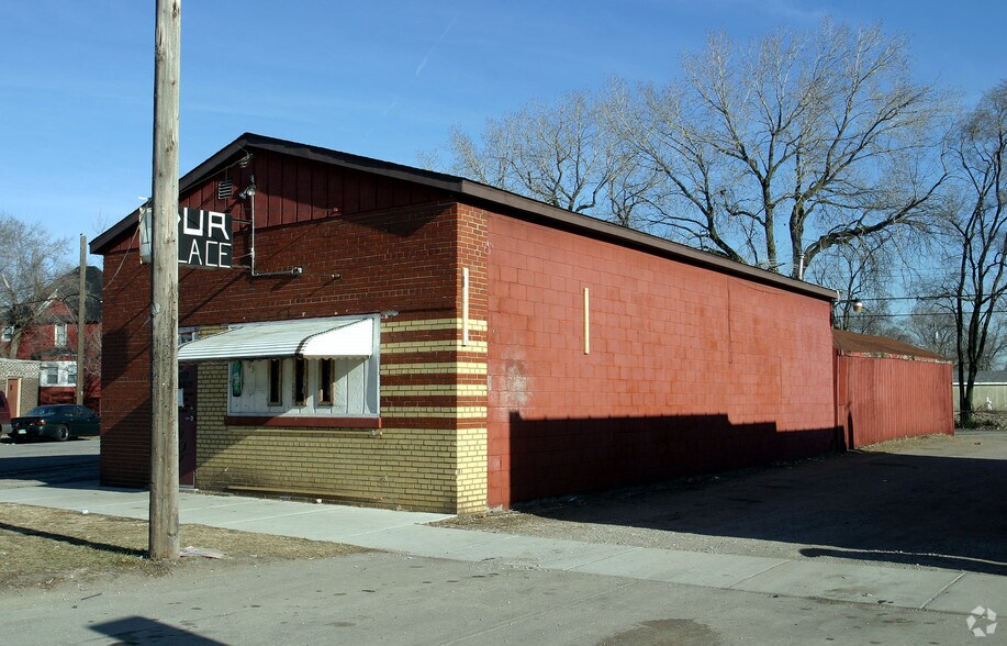More Photos Of 1403 Michigan St, Hammond Bar For Sale