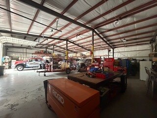 More Photos Of 9313 Circle Dr, Austin Industrial For Sale