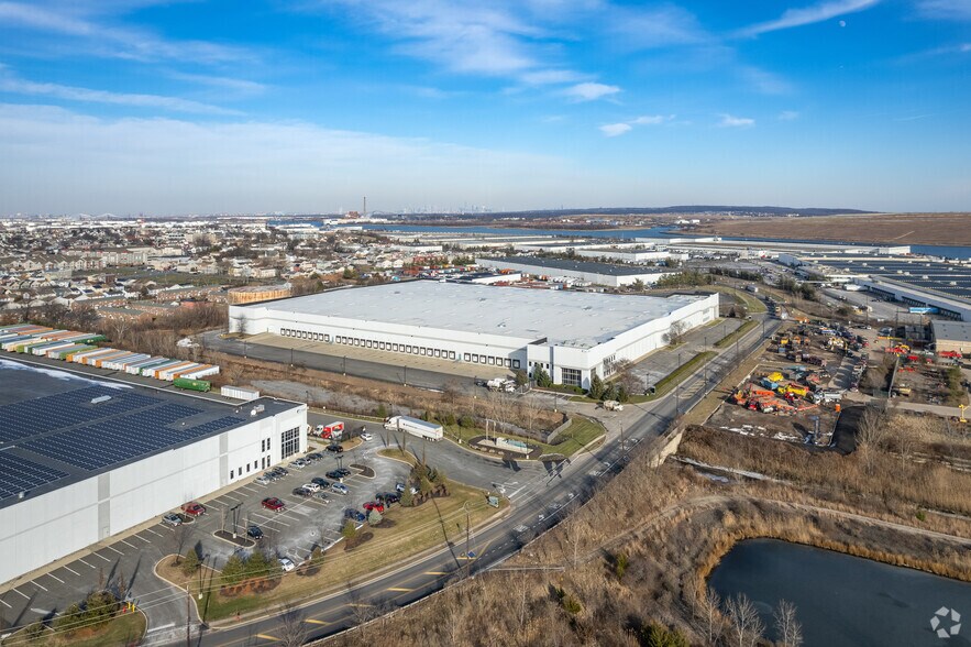 More Photos Of 1119 W Middlesex Ave, Port Reading Unknown For Lease