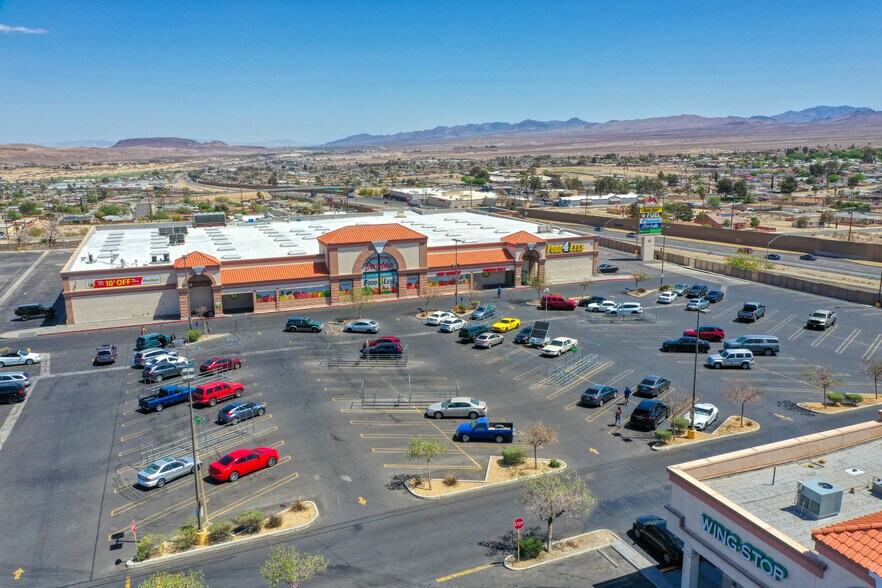 More Photos Of 510-580 E Virginia Way, Barstow Unknown For Lease
