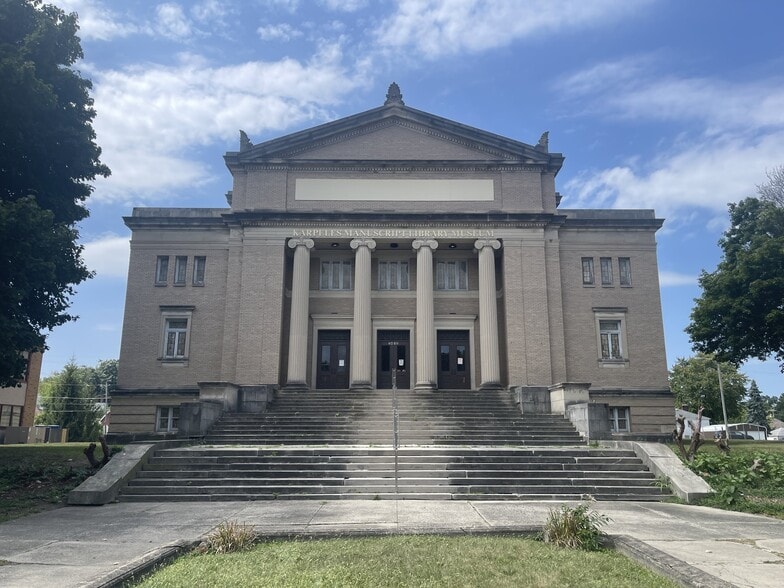 More Photos Of 2410 Fairfield Ave, Fort Wayne Religious Facility For Sale