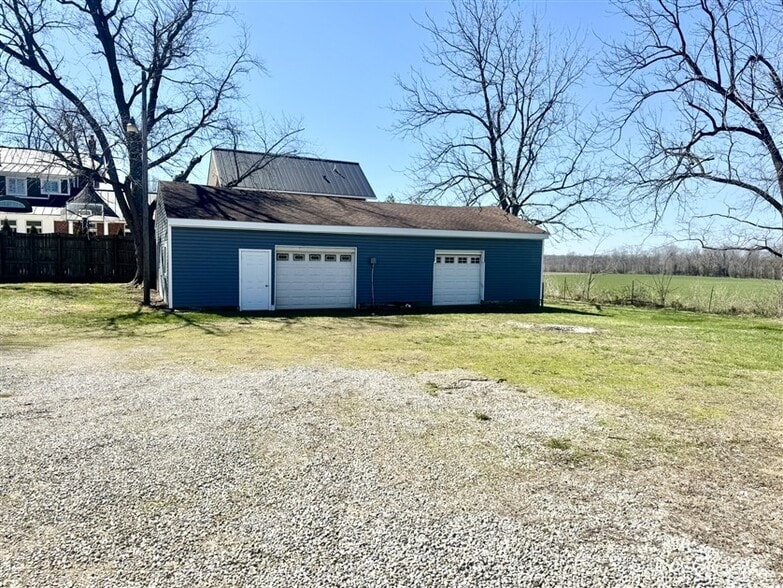 More Photos Of 8062 US Route 127, Greenville Flex For Sale