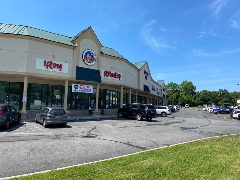More Photos Of 2350 Nesconset Hwy, Stony Brook General Retail For Lease