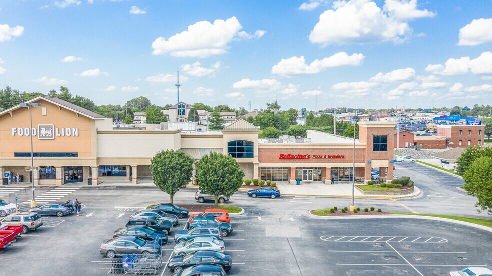 More Photos Of 377 W Jackson St, Cookeville Unknown For Lease