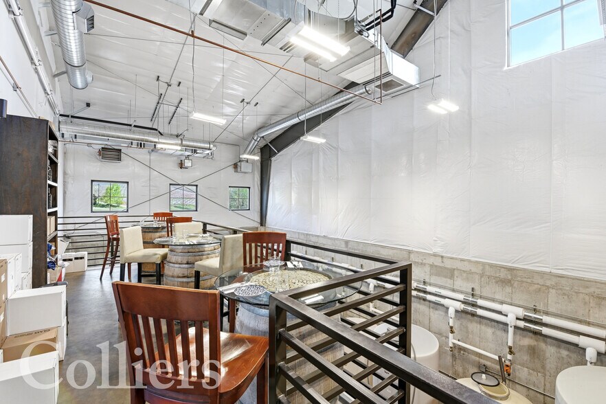 More Photos Of 5900 Pearl Rd, Eagle Land For Sale