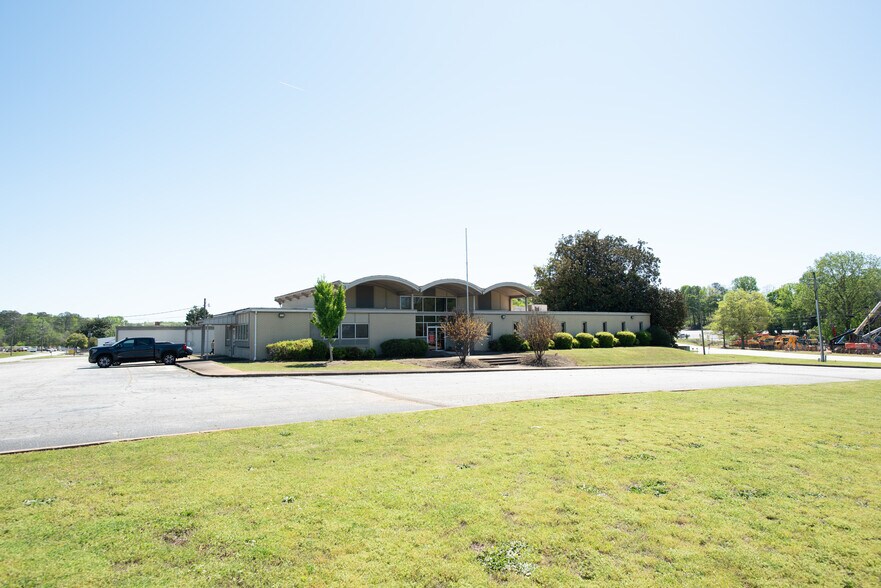 More Photos Of 110 Newton Bridge Rd, Athens Warehouse For Lease