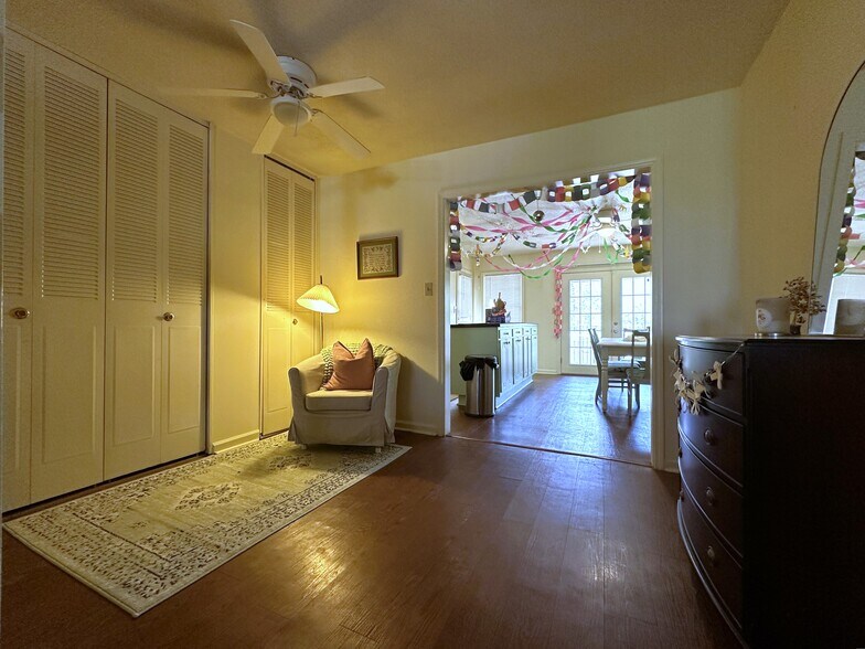 More Photos Of 350 S Pope St, Athens Multifamily For Sale