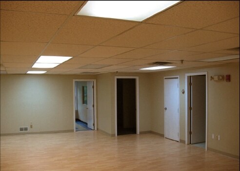 More Photos Of 44 Lafayette Rd, North Hampton Storefront Retail Office For Lease