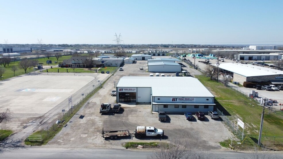 More Photos Of 13189 Harmon Rd, Fort Worth Warehouse For Sale
