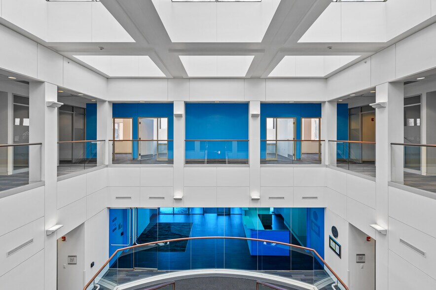 More Photos Of 6950 S Transit Rd, Lockport Office For Lease