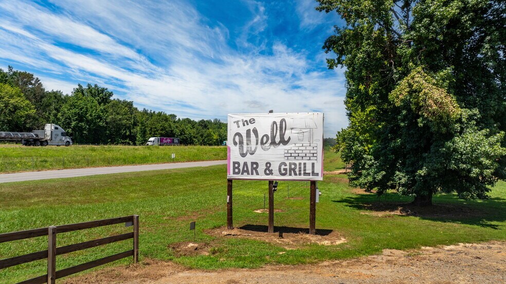 More Photos Of 3801 Happy Bend Rd, Atkins Restaurant For Sale