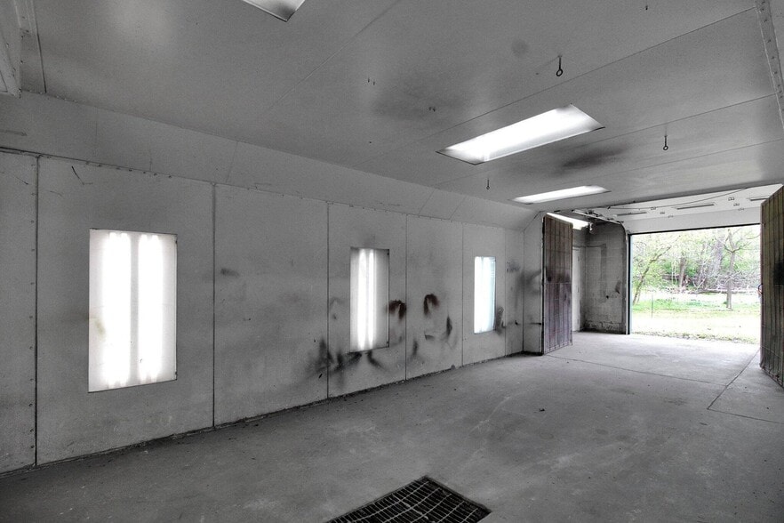 More Photos Of 10 Mill St, Fredericktown Auto Repair For Sale