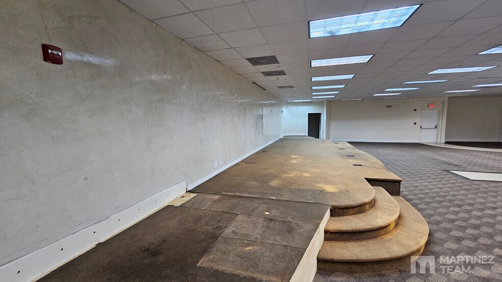 More Photos Of 4350 W Hallandale Beach Blvd, Pembroke Park Office For Lease