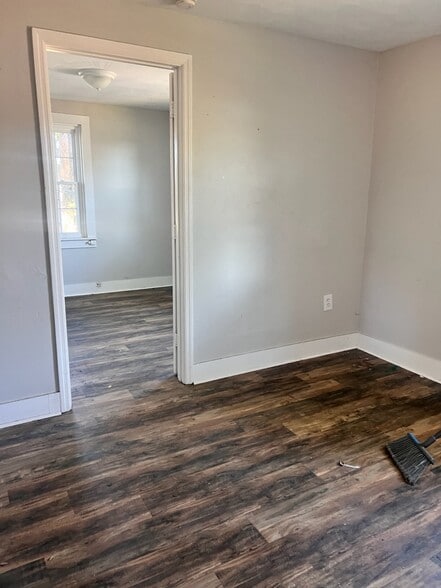 More Photos Of 640 36th St NW, Roanoke Apartments For Sale