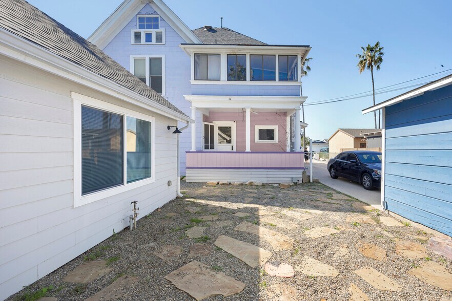 More Photos Of 461 N Citrus St, Orange Apartments For Sale
