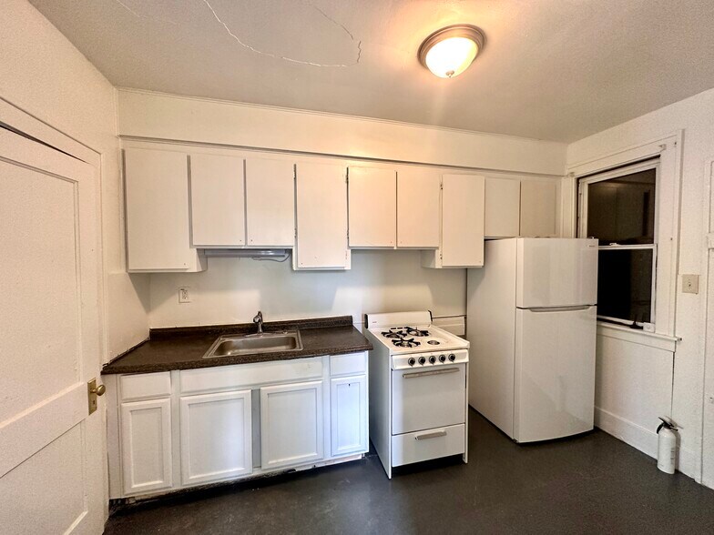 More Photos Of 14028 Faircrest St, Detroit Apartments For Sale