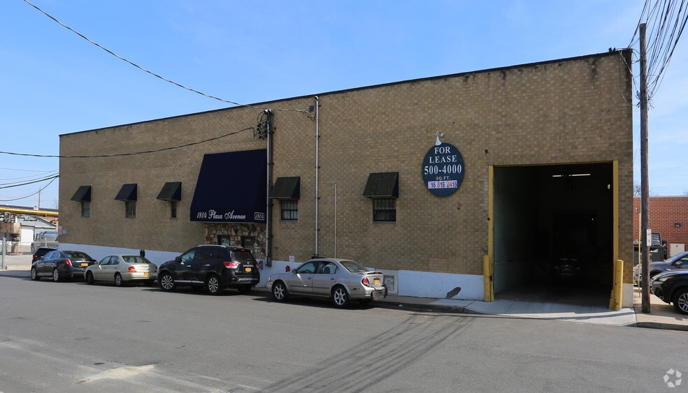 More Photos Of 1804 Plaza Ave, New Hyde Park Light Distribution For Lease