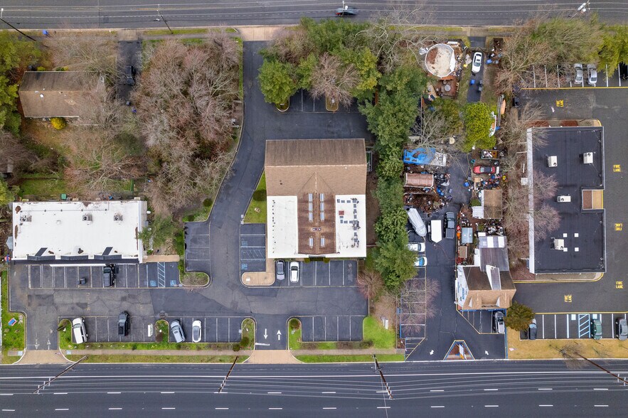 More Photos Of 2214 Route 37 E, Toms River Office For Lease