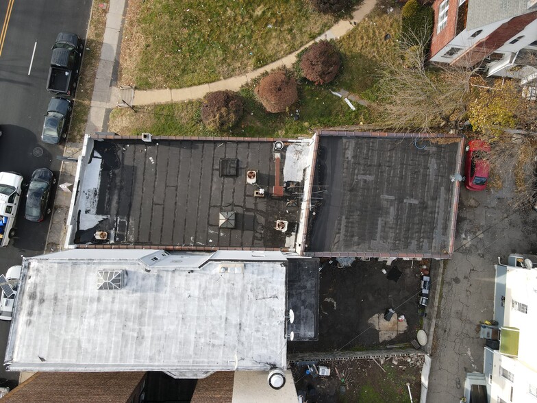 More Photos Of 467 Main St, Orange General Retail For Sale