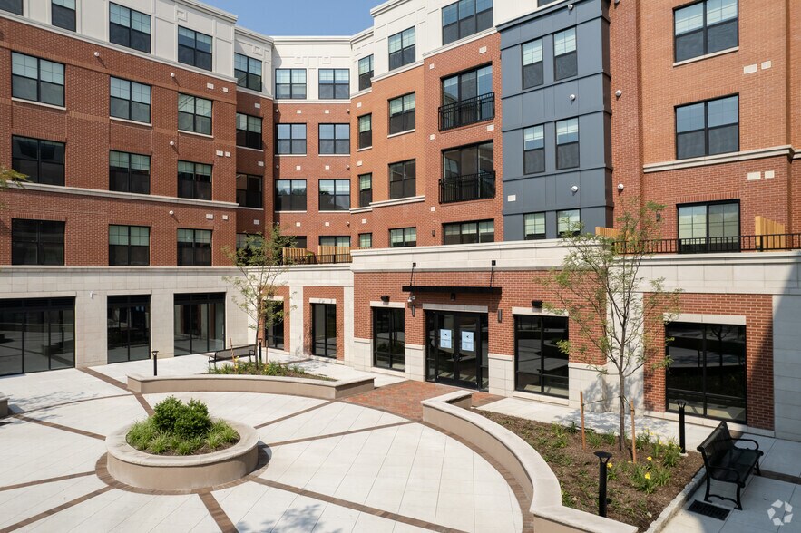 More Photos Of 87 Madison Ave, Park Ridge Apartments For Lease