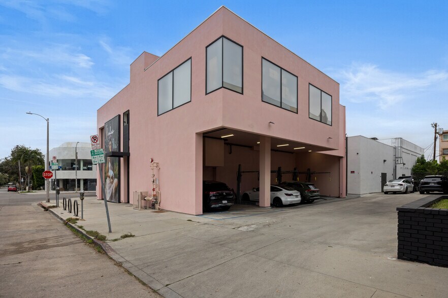 More Photos Of 8303-8315 Melrose Ave, West Hollywood Storefront For Lease