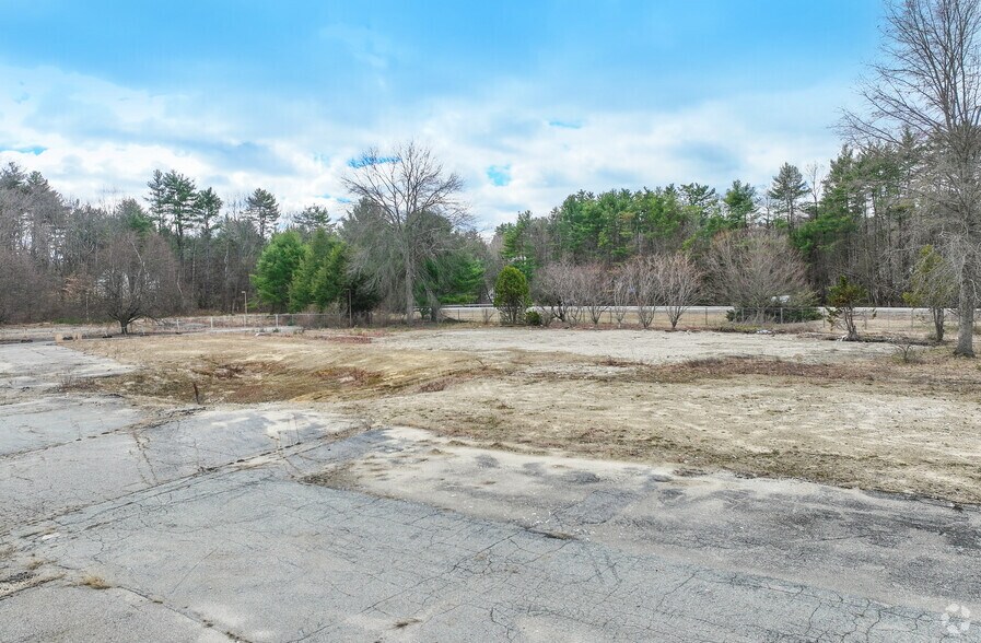 More Photos Of 80 Elm St, Peterborough Land For Sale