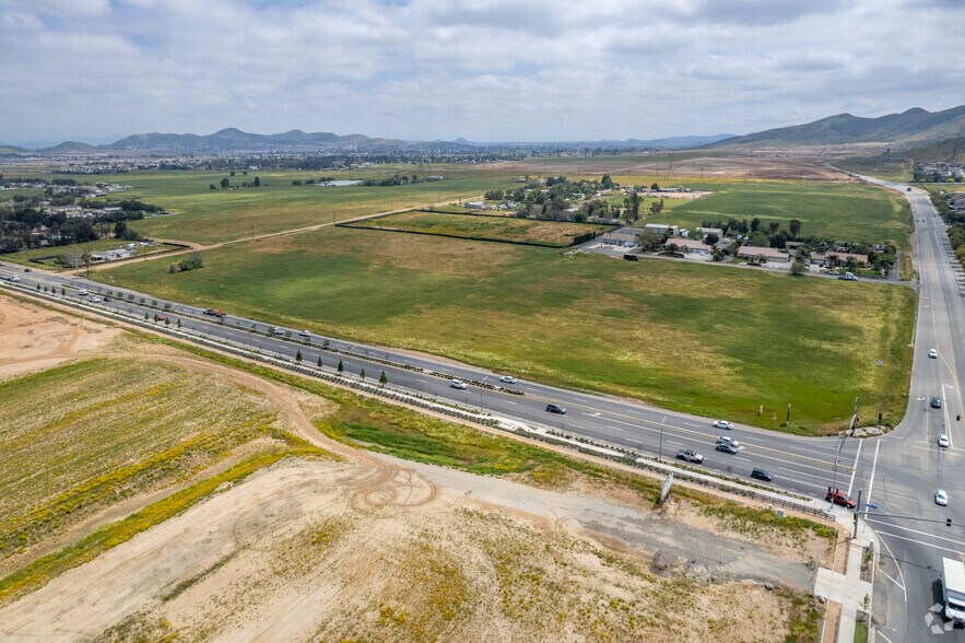 More Photos Of 25245 Ethanac Rd, Menifee Land For Sale