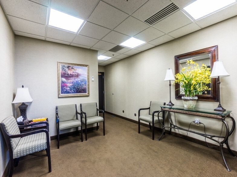 More Photos Of 1055 N 300 W, Provo Medical For Sale