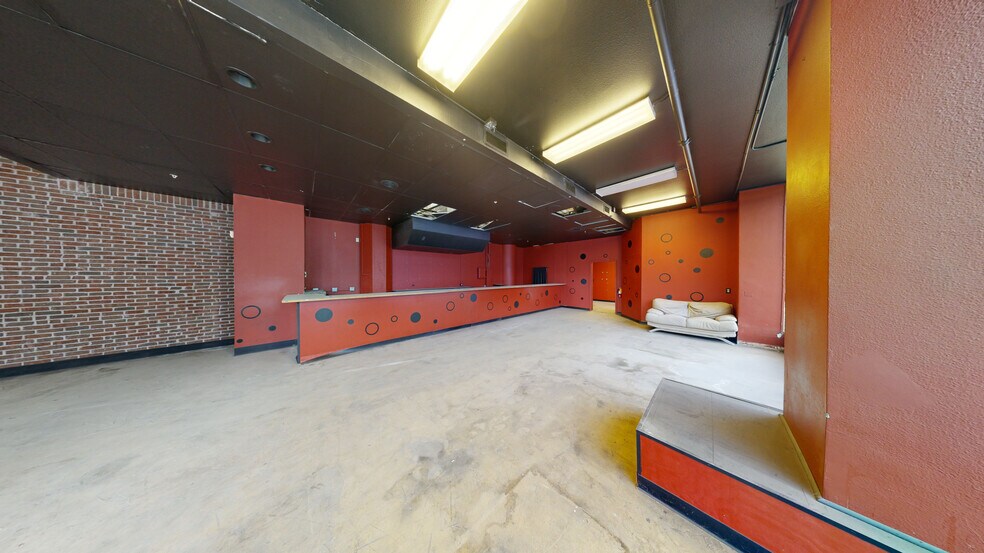 More Photos Of 513 Adams St, Toledo Apartments For Lease