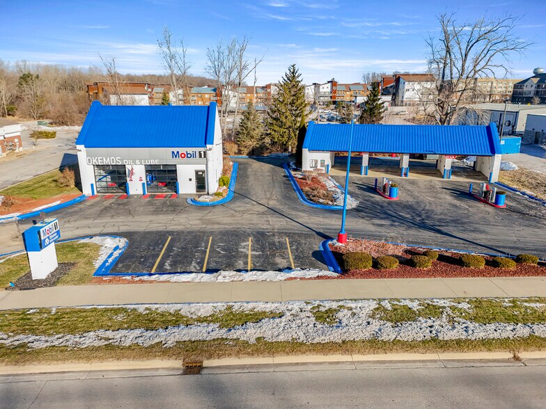Primary Photo Of 2380 Jolly Rd, Okemos Carwash For Sale