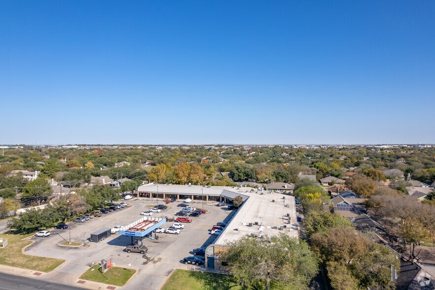 More Photos Of 14735 Bratton Ln, Austin Unknown For Lease
