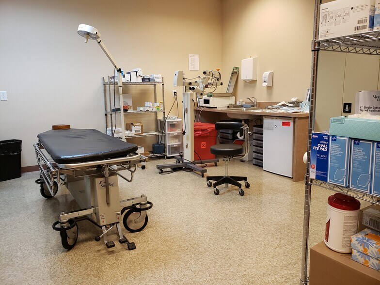 More Photos Of 2980 S Jones Blvd, Las Vegas Medical For Lease