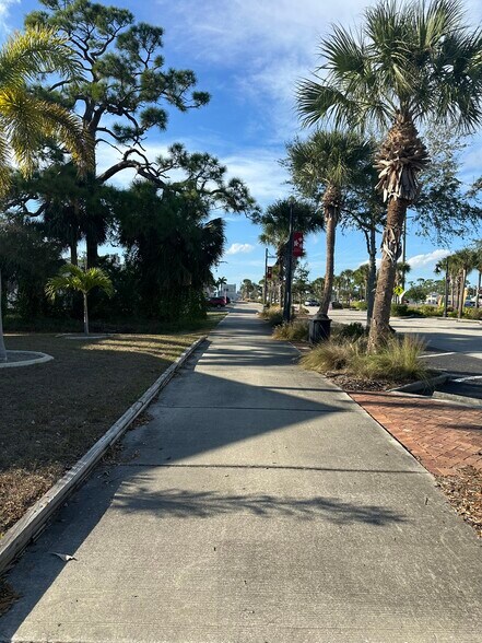 More Photos Of 2841 Tamiami Trl, Port Charlotte Medical For Sale