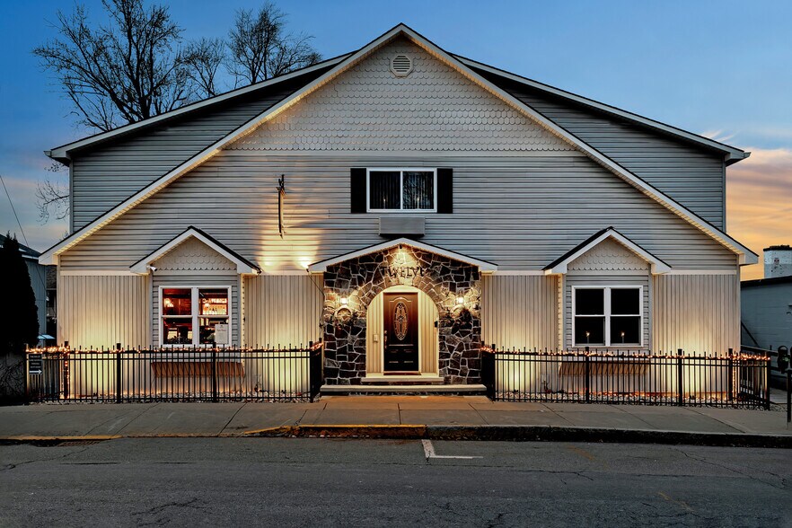 Primary Photo Of 12 McGillis Ave, Lake George Hotel For Sale