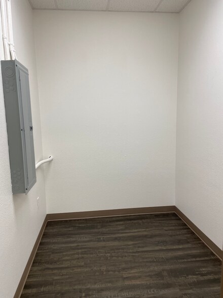 More Photos Of 4102 Old Jacksboro Hwy, Wichita Falls Medical For Lease