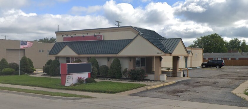 Primary Photo Of 3807 Fort St, Wyandotte Restaurant For Sale