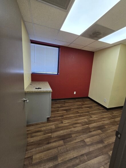 More Photos Of 6344 E Broadway Rd, Mesa Medical For Lease
