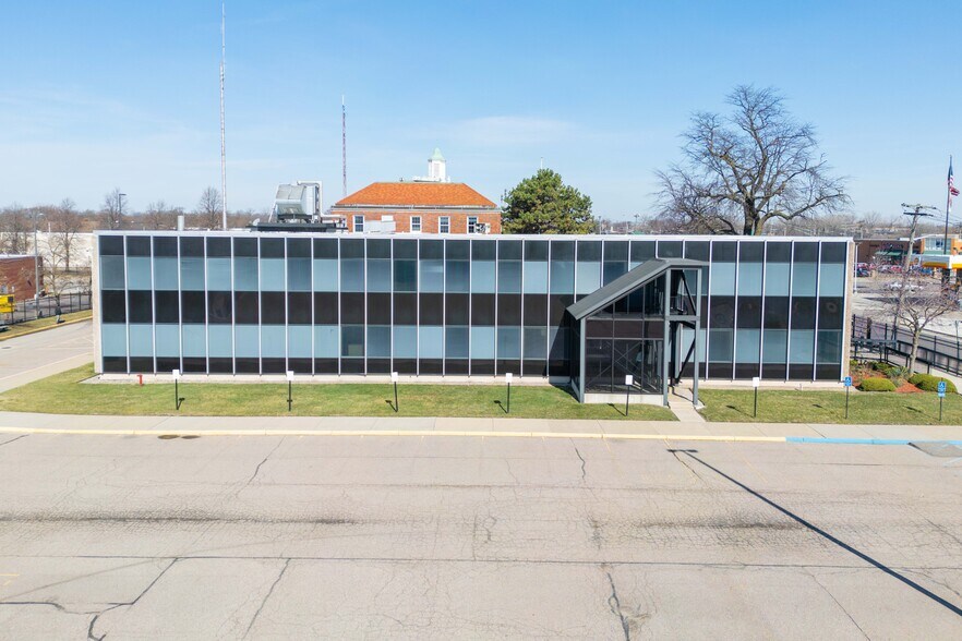 More Photos Of 301 Mount Elliott St, Detroit Office Residential For Sale