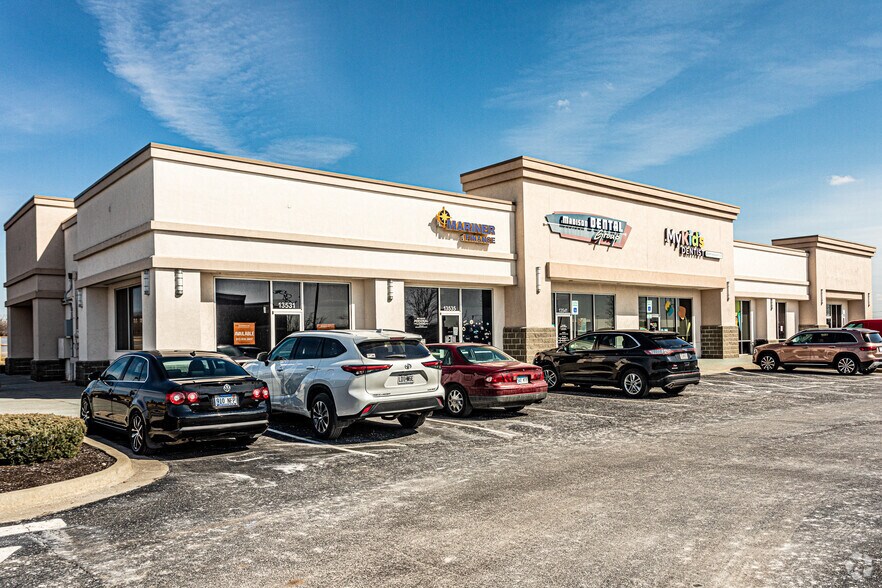 More Photos Of 13531-13551 Madison Ave, Kansas City Storefront Retail Office For Lease