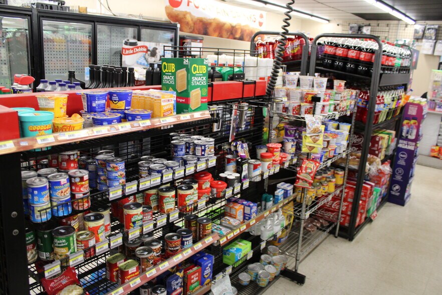 More Photos Of 4362 Government Blvd, Mobile Convenience Store For Sale