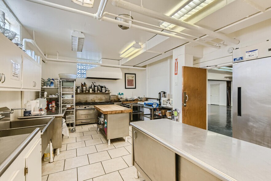 More Photos Of 2735 W 79th St, Chicago Religious Facility For Sale