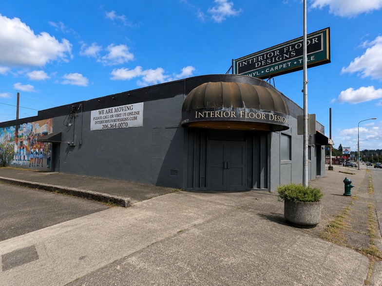 Primary Photo Of 12058-12060 Lake City Way NE, Seattle Freestanding For Sale