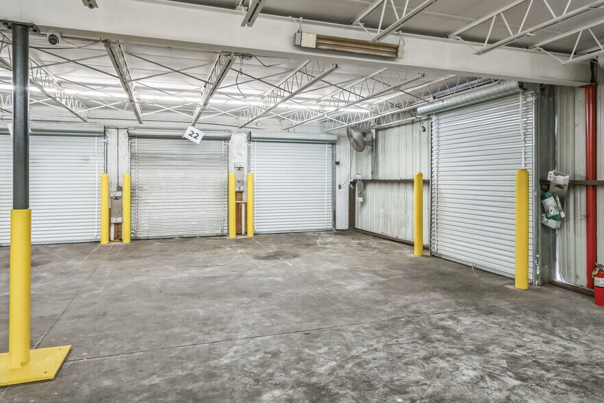More Photos Of 1333 N Market St, Shreveport Truck Terminal For Lease