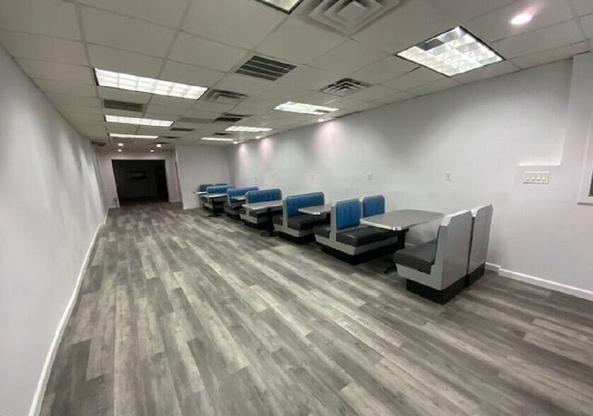 More Photos Of 4164 Victory Blvd, Staten Island Restaurant For Sale