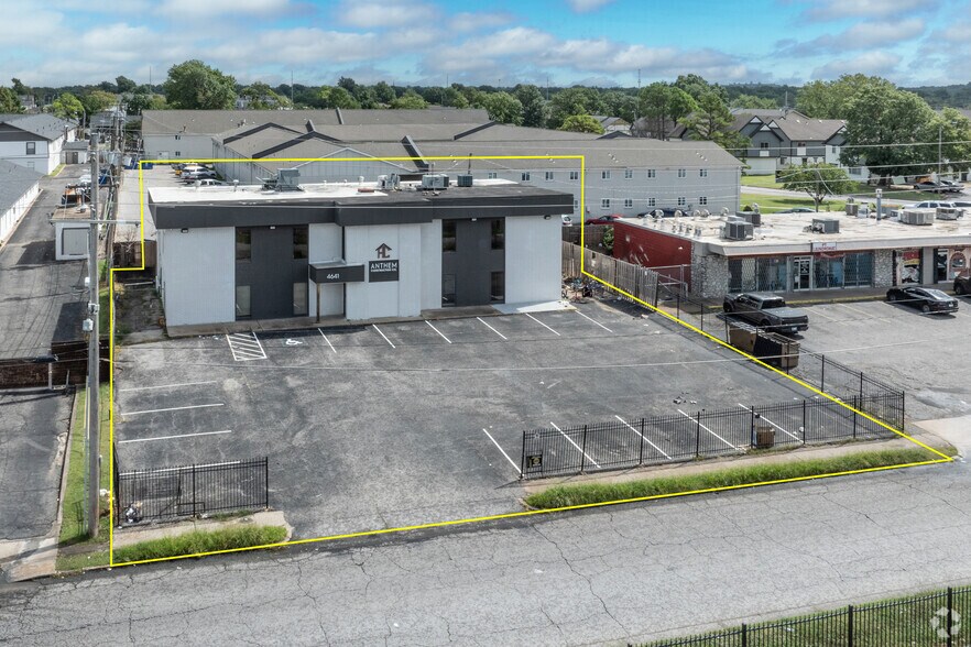 More Photos Of 4641 S Braden Ave, Tulsa Office For Sale
