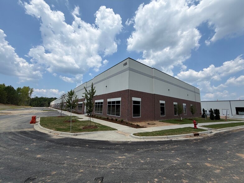 More Photos Of 1485 Goodwin Rd, Apex Unknown For Lease