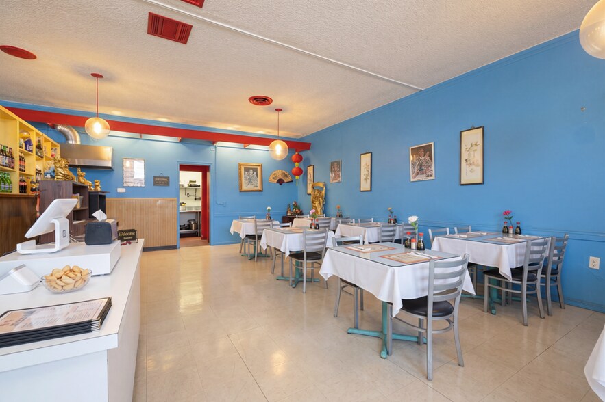 More Photos Of 3125 W Jefferson Blvd, Los Angeles Restaurant For Sale