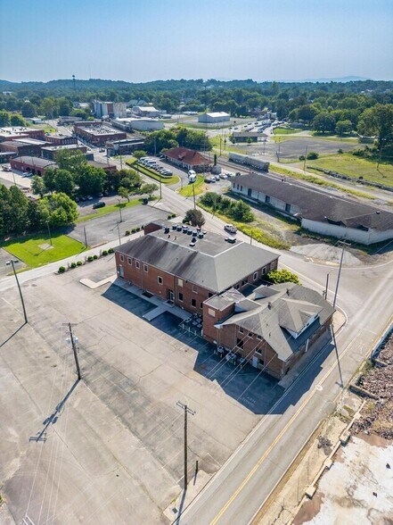 More Photos Of 240 Edwards St, Cleveland Office For Sale